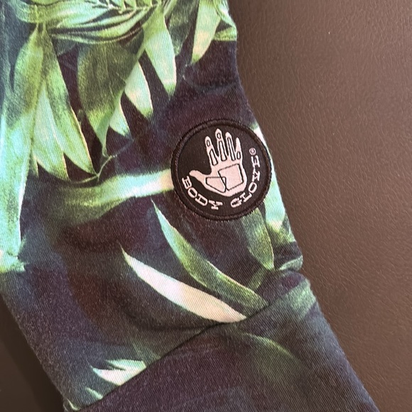 Bodyglove hoodie - Picture 2 of 8